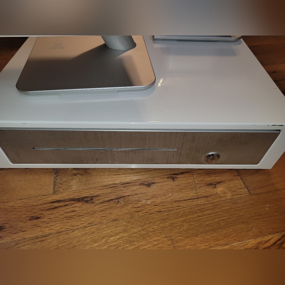 Clover POS System - Picture 5 of 7